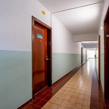 Serene Blue 1 Bdr Flat With Balcony By Lovelystay Διαμέρισμα Portimão