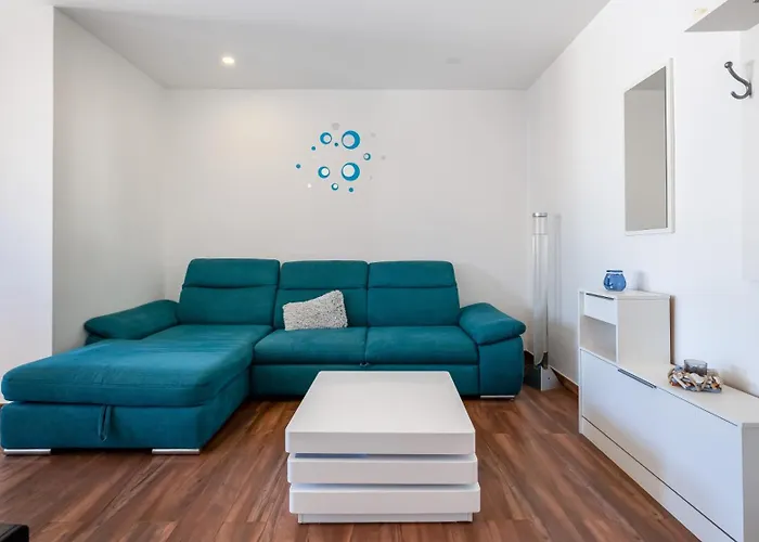 Serene Blue 1 Bdr Flat With Balcony By Lovelystay Portimão